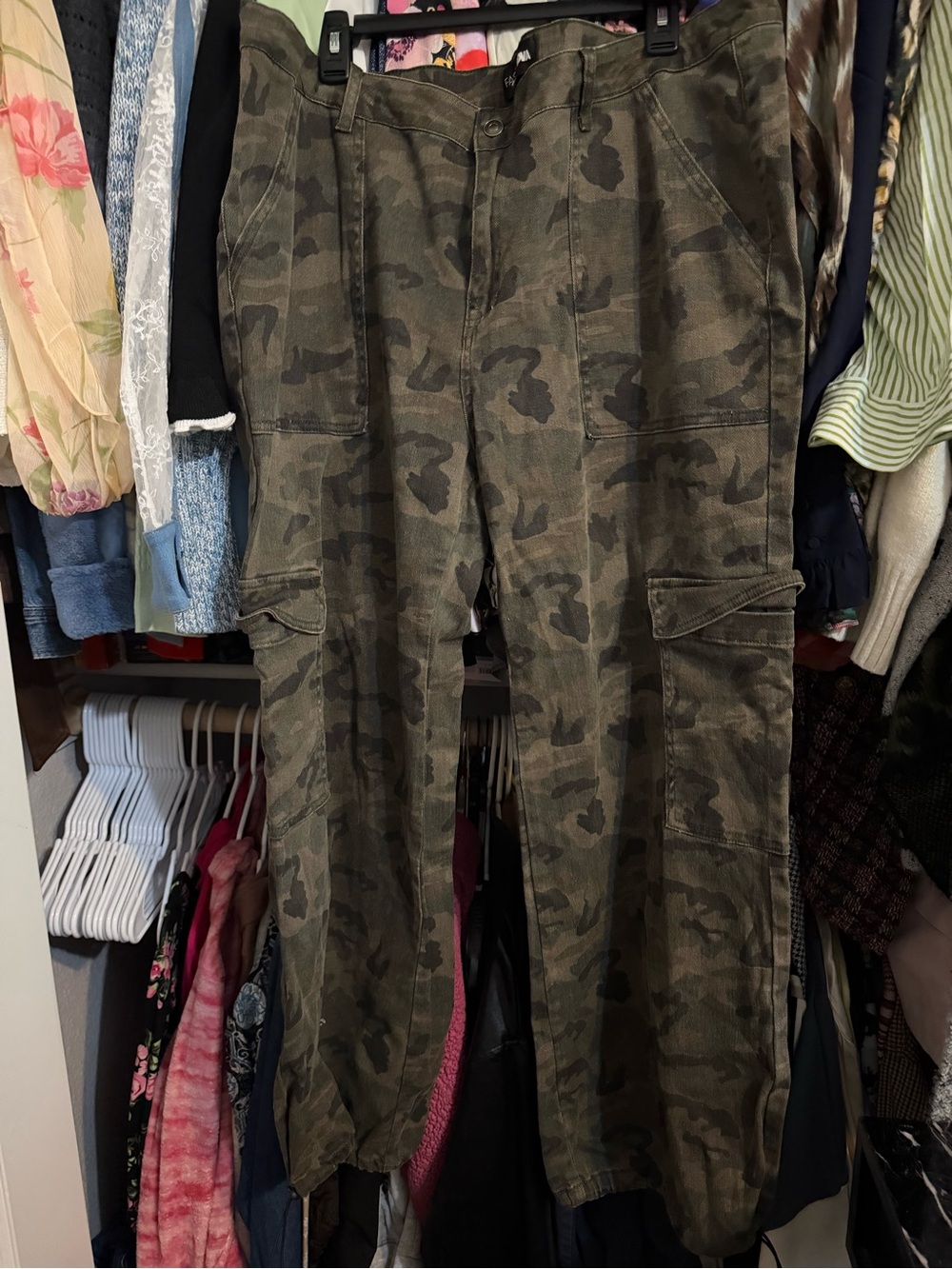 Fashion nova Camo Cargo Pants - Olive Green 3x